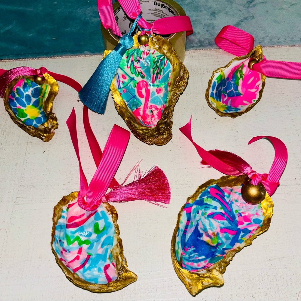 Handmade set of Oyster ornaments